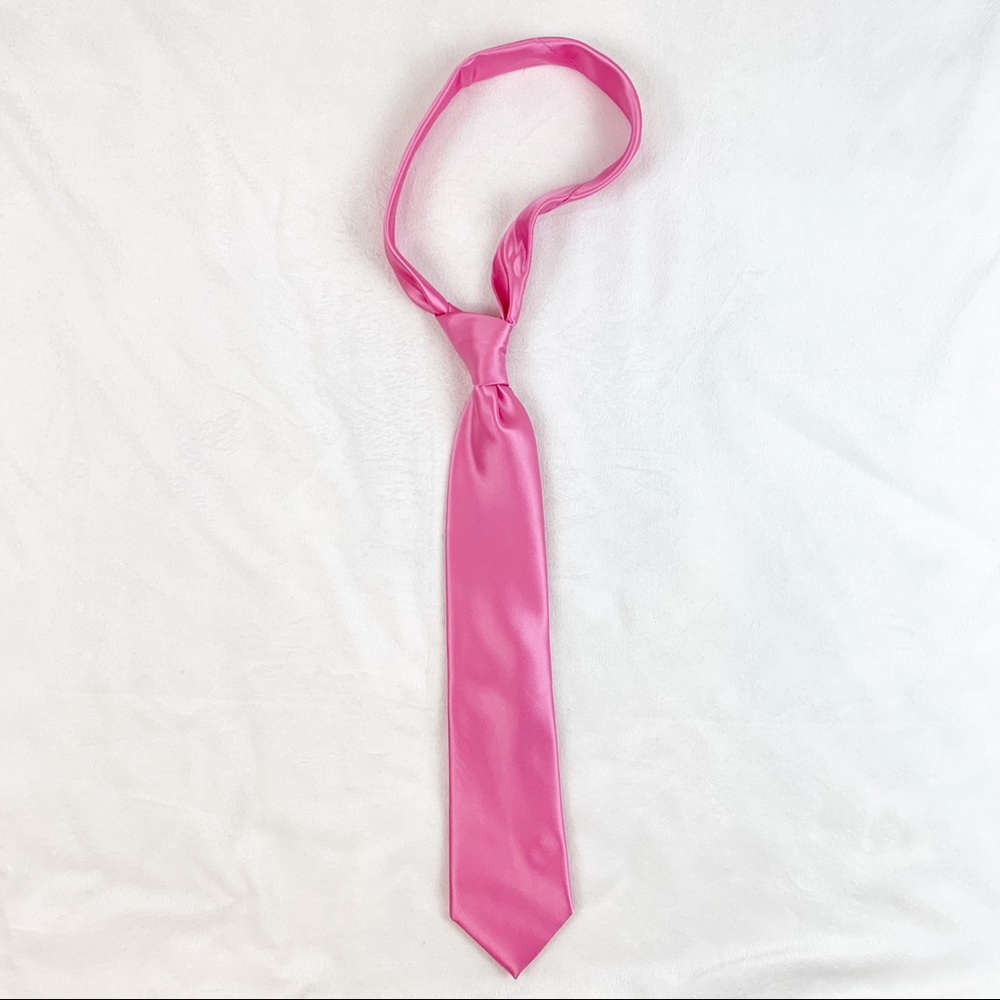 Geoffrey Beene men’s solid‎ pink silk classic tie